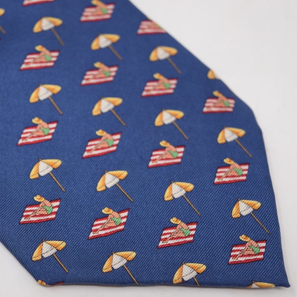 Tommy Bahama Tie Necktie Men 100% Silk Beach Towel Umbrella Girl Lady Blue Vacay